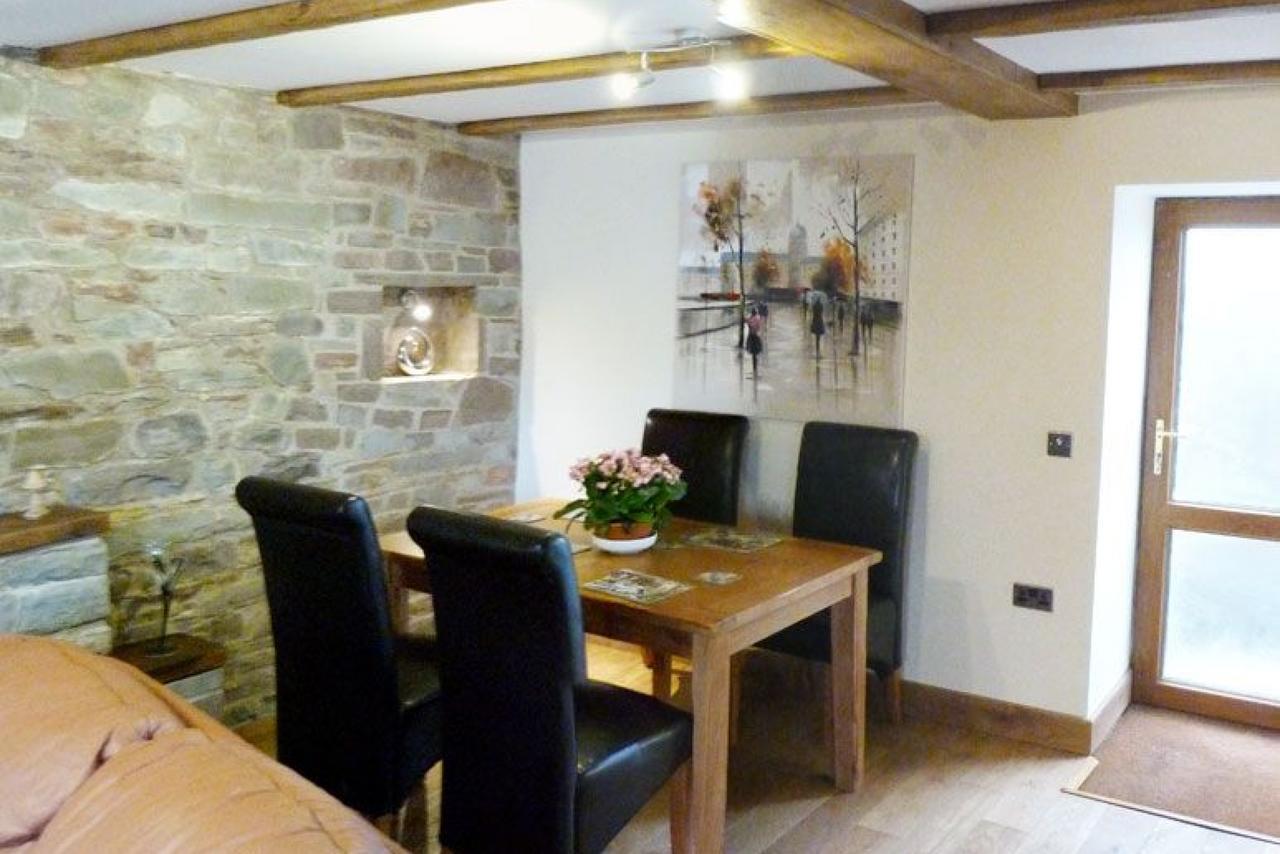 Bwthyn Tre-Faen Villa Cray ภายนอก รูปภาพ