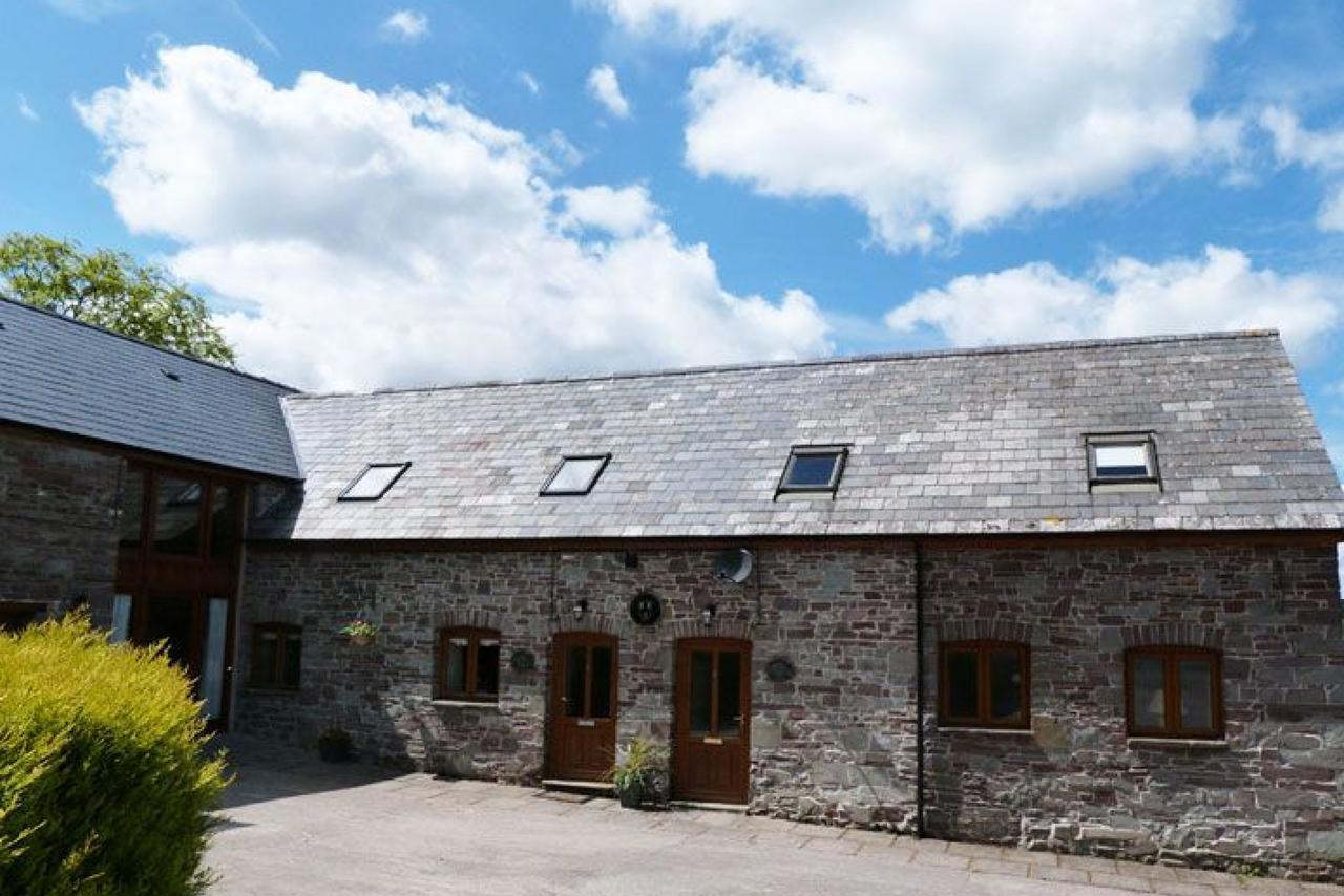 Bwthyn Tre-Faen Villa Cray ภายนอก รูปภาพ